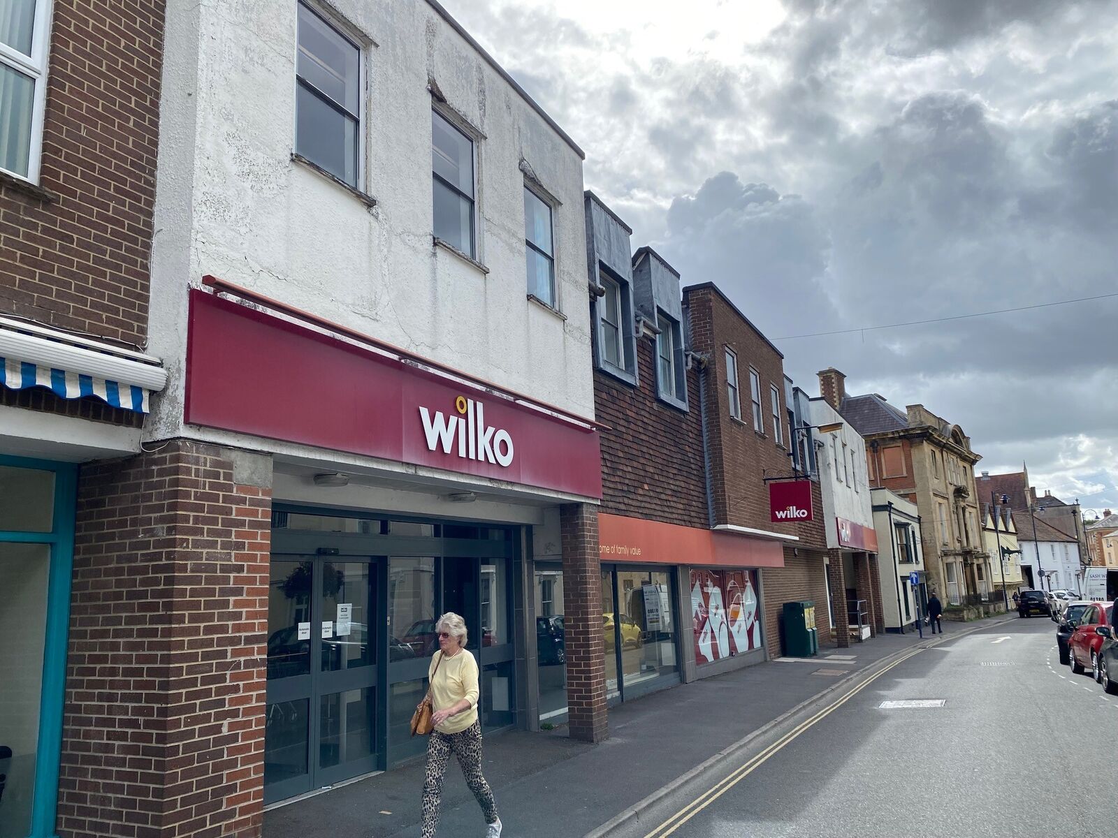 8-12 HIGH STREET, SN10 1AT image